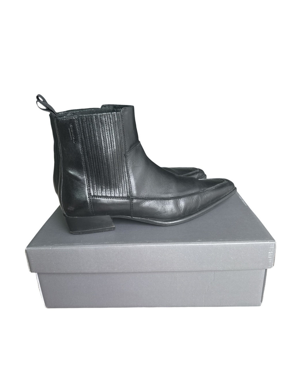 Vagabond Nella Black Leather Ankle Boots Chelsea Square Toe Size EU 37 Western - Picture 2 of 8